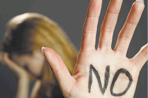 Viareggio, arrestato dopo aver perseguitato l'ex fidanzata: cosa le ha fatto