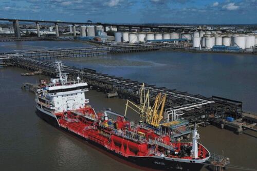 Lo scontro politico Usa-Cina è su Hormuz. E l'Iran continua a usare il petrolio come leva