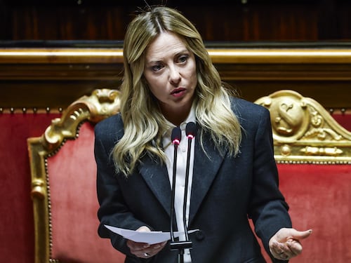 La richiesta di Meloni all'Europa: "Sospendere il patto di stabilità"