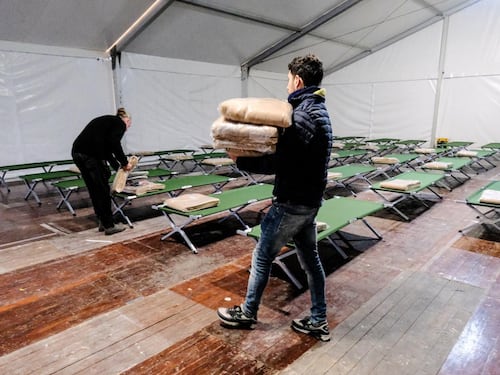 «Droga e risse continue» nel tendone di Ostiense