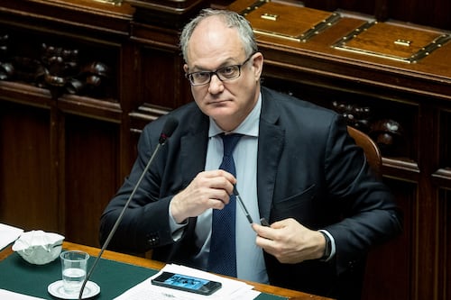La beffa per commercianti e partite Iva. Niente bonus da 800 euro con redditi oltre 30mila euro
