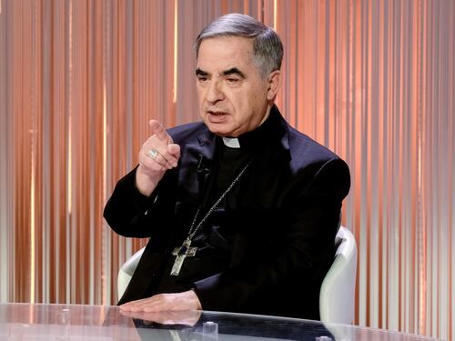 Caso Becciu, al convegno pioggia di critiche: “Come Tortora”, “Processo staliniano”