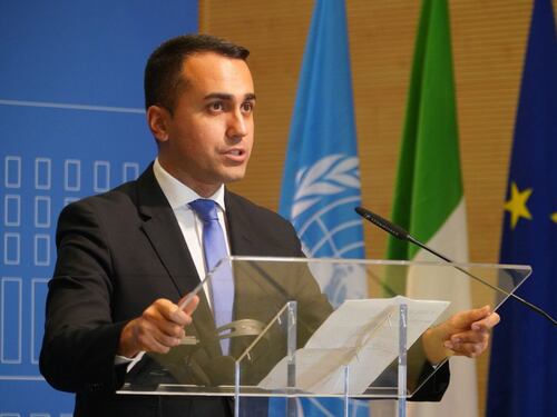 Libia, Di Maio "Tregua fragile, drammatiche violazioni"