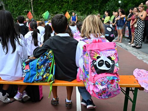 Milano, choc davanti ad una scuola: tentato rapimento di due bambini