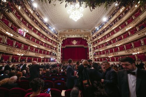 Prima a La Scala, Feltri svela le bugie della sinistra: "Farsa studiata a tavolino"