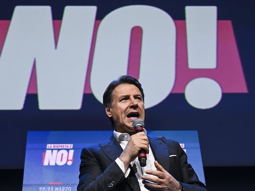 Referendum, le cinque bufale del No: ecco le invenzioni per far paura agli italiani