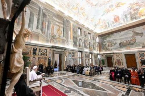 Papa Leone alla Commissione anti-abusi: "Puntare sulla prevenzione"