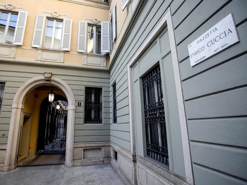 Mediobanca rifiuta l'offerta Mps: "Ostile e contraria"