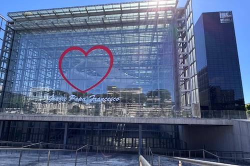 Papa Francesco, il "grazie" dalla Nuvola di Fuksas