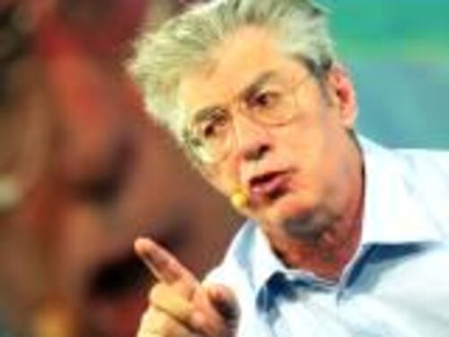 Bossi alza la voce. Il Pdl batta un colpo