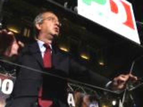 Veltroni riparte dopo l'incontro con la Direzione