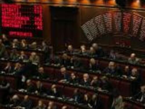 Sul Milleproroghe Monti perde 26 voti