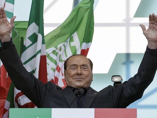 Silvio Berlusconi non ha ancora deciso il suo destino: tutto in gioco sul Quirinale