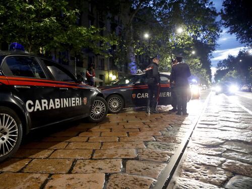 Tabaccaio uccide ladro rumeno che gli ruba in casa, ora è indagato per omicidio
