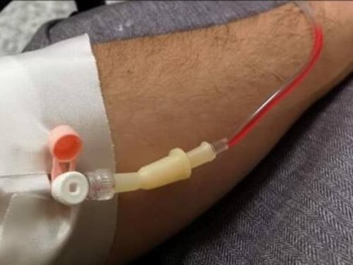 Alunno bocciato, il papà picchia a sangue giovane prof