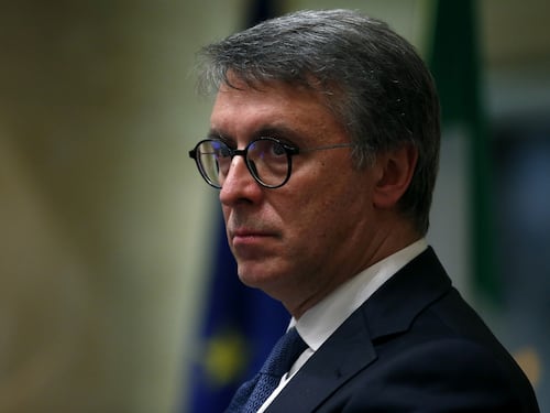 Dossieraggio sui politici, Cantone conferma l'inchiesta: "Acquisiti atti e sentite persone"