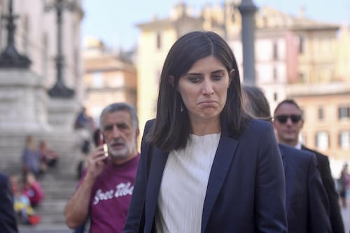 Torino, indagata la sindaca Appendino: falso in relazione al bilancio 2016