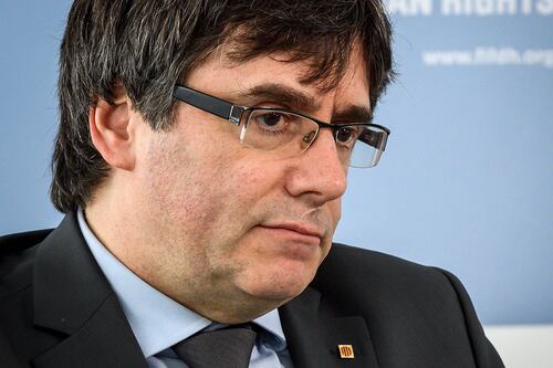 Arrestati i due agenti che erano con Puigdemont