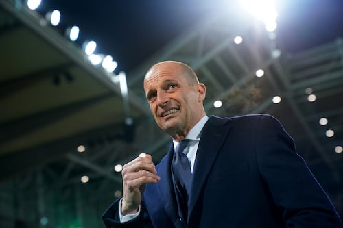 Max Allegri e la lite con Dybala: nello spogliatoio della Juventus saltano i nervi