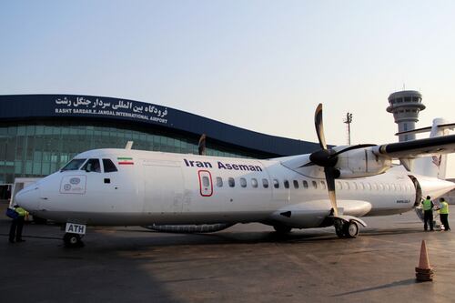 Iran, aereo di linea si schianta sulle montagne: 66 morti