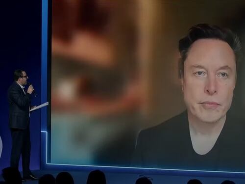 Elon Musk al congresso della Lega fa impazzire la sinistra: "La censura è fascista"