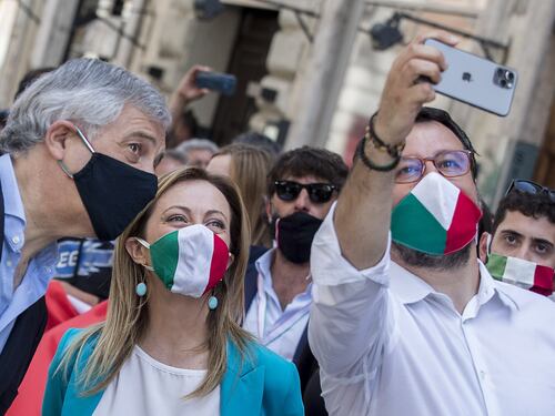 Manifestazione del centrodestra, Antonio Tajani: Conte ci blandisce? Gli risponderà la piazza