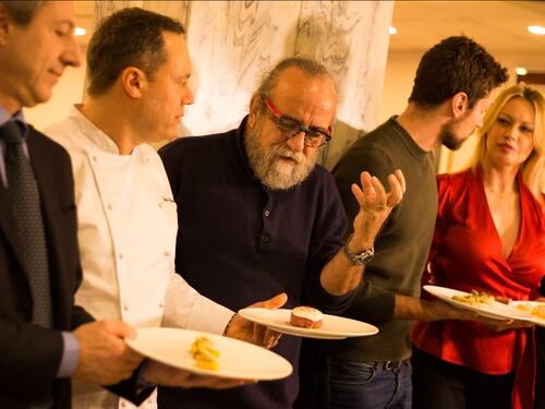 Lo showcooking con i vip sbarca a teatro