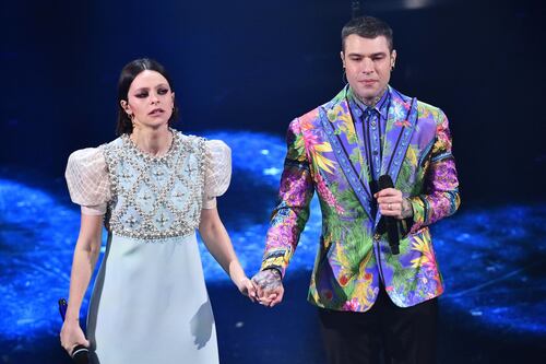 Sanremo 2021 la gara del look è di Malika. Michielin-Fedez coppia perfetta. Gaia e Annalisa da rifare