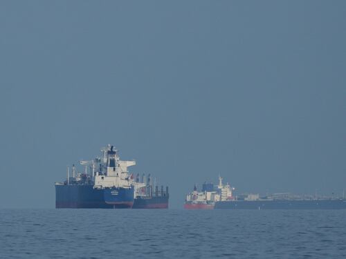 Hormuz, basta con il monopolio dell'Iran: oleodotti alternativi, ferrovie e Accordi di Abramo