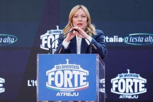 Atreju, stoccata di Meloni a Schlein: "Chi scappa non ha contenuti"