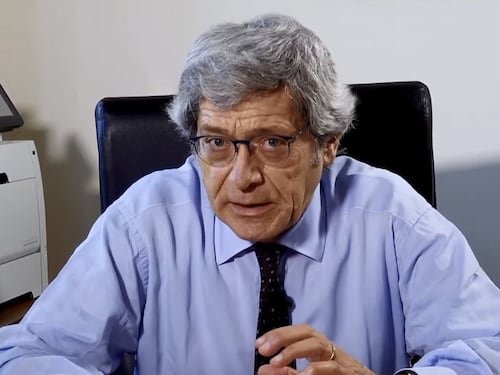 Il medico personale del Papa indagato per i concorsi truccati a Medicina