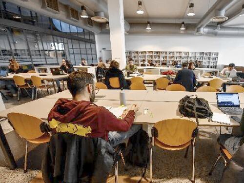 L'allarme di Elena Granata: "Lo studio da casa uccide l'università"
