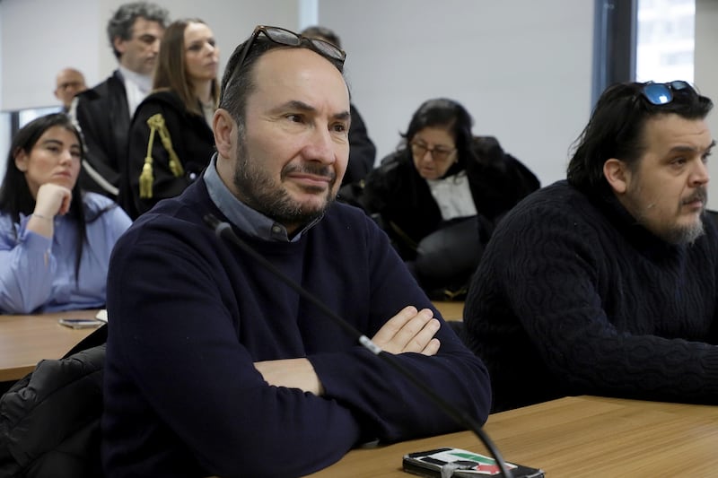 Siher, delirio rosso: “Lecito inneggiare ad Hamas e al 7 ottobre”. Si scatena la bufera su Rifondazione Comunista