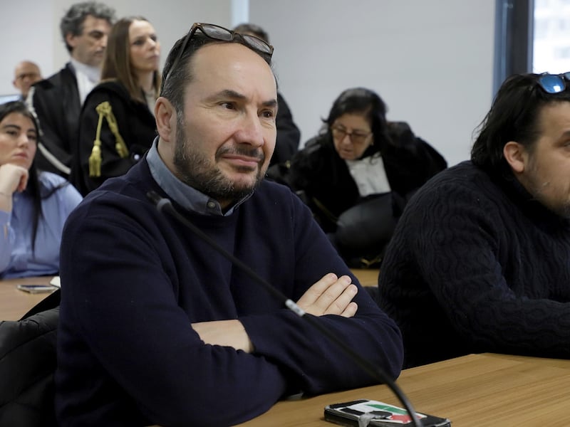 Siher, delirio rosso: “Lecito inneggiare ad Hamas e al 7 ottobre”. Si scatena la bufera su Rifondazione Comunista