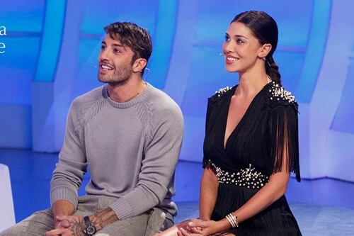 Iannone e la corsa... ai ritocchi, il pilota riappare in tv con Belen e scoppia la polemica