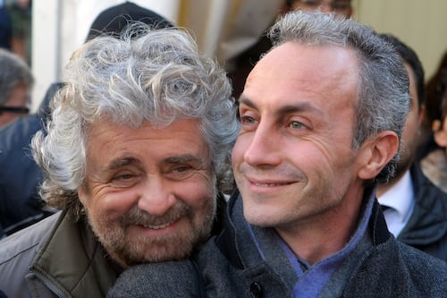 M5S, "E' un becchino stramorto". Travaglio demolisce la linea di Grillo