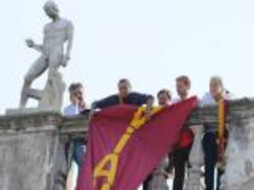 Minisindaci in rivolta «scalano» il Campidoglio