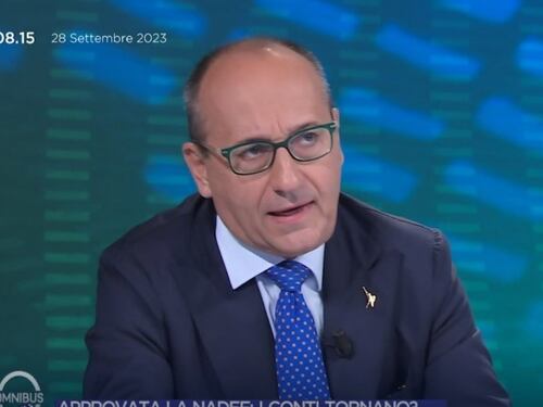 Omnibus, Alberto Bagnai contro il superbonus: chi accusa