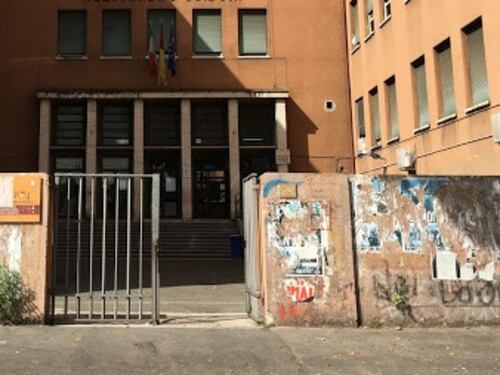 Abuso di alcol a scuola, studentessa 15enne del Russell ricoverata in codice rosso