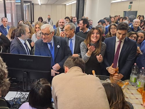 Giustizia, vince il No e le toghe cantano "Bella ciao". Meloni: andiamo avanti