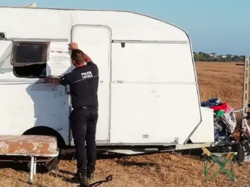 I Rom occupano. Allontanate le roulotte a Ardea