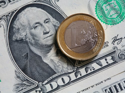 Borse europee, i mercati fiutano la recessione. E il mondo trema