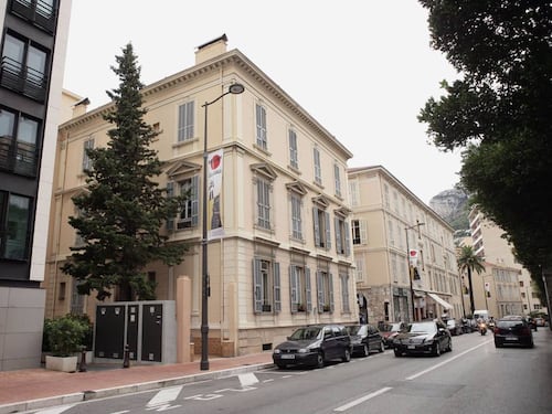 Tutti gli "aiutini" a Tulliani dagli ambasciatori a Monaco