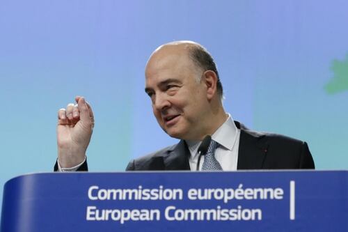 Moscovici: "Il voto in Italia è un rischio per l'Ue". Poi attacca Fontana e Di Maio