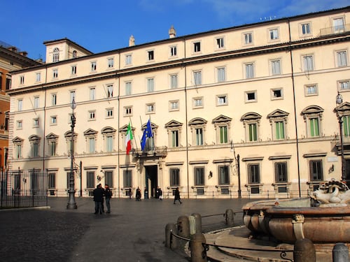 La presidenza del consiglio manda tutti in ferie. Ma il sindacato già protesta