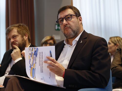 Lega a Firenze, Nardella chiede aiuto ai centri sociali per la contestazione