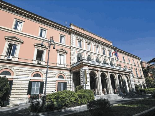 Multe per le visite disdette, l'Umberto I chiama il fisco