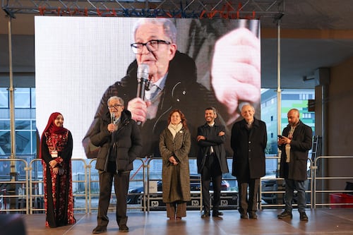 Prodi, Lepore e Zuppi festeggiano il Ramadan con l'imam di Flotilla