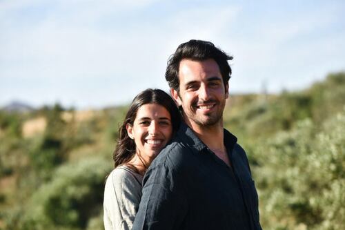 Felicità, studio scopre il vero segreto. Soldi o piacere? No, ecco la vera risposta