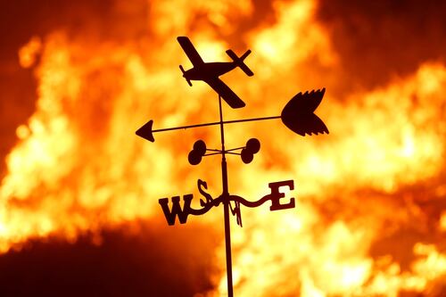 Brucia la California. Le fiamme arrivano a Bel Air e Beverly Hills
